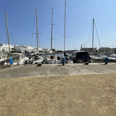 Cabine, Parking - 4 Pers. - Fr-1-250-340 * Ле-Гро-дю-Руа